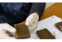 Trecento grammi di hashish nell’ armadio, arrestato un ragazzo a Cosenza