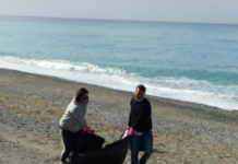 Fuscaldo, la provocazione di due cittadini “Abbiamo pulito la spiaggia”