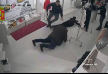 Arrestato un 41enne per i reati di tentato omicidio, estorsione, minaccia aggravata, sequestro di persona e atti persecutori