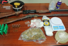 Spacciava dal balcone di casa, in manette 36enne cosentino