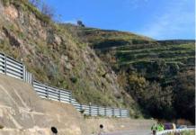 Terrore a Paola sulla 107, colpi di pistola contro i mezzi di una ditta