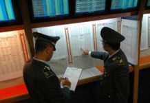 Le forze dell’ordine chiudono due centri scommesse abusivi
