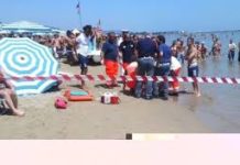 Tragedia in Calabria, anziano muore mentre fa il bagno a mare