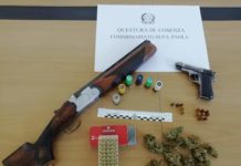 Armi e droga in casa di un sorvegliato speciale, blitz della Polizia di Paola (Cs)