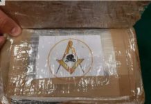 Panetti di cocaina con simboli massonici, operazione della Guardia di Finanza