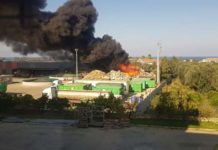 Vasto incendio nell’impianto Ecoross, rifiuti in fiamme
