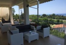 Sangineto, chiude lo storico bar “La Piazzetta” abbassa le serrande il bar “Di Michele”