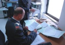 Direttore e dipendenti di ufficio finanziario indagati per usura, estorsione e truffa