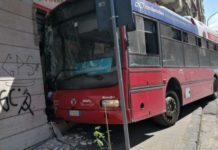Cosenza, autobus Amaco in fiamme