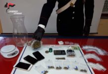 CEDEVA STUPEFACENTE A MINORI TRAMITE WHATSAPP, IN MANETTE PUSHER