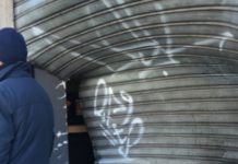 COSENZA, NUOVO FURTO CON ‘SPACCATA’ LADRI IN FUGA