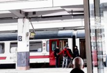Paola, in escandescenza alla stazione ferroviaria, interviene Polizia