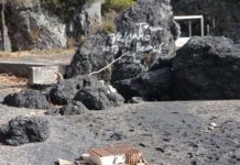 Praia a Mare, Scritte sulla scogliera di Fiuzzi