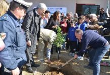 Fuscaldo, Il Giardino Dei Giusti, grande partecipazione con Nicola Gratteri