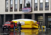Cosenza, emergenza abitativa, non si placa la protesta al comune