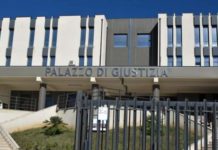 Entra al Tribunale di Castrovillari con un Coltello, denunciato