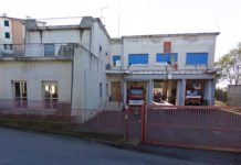 Paura a Paola, in fiamme dei magazzini, ipotesi dolosa