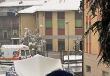 Troppa neve, crolla la tenda pre-Triage all’ospedale di San Giovanni in Fiore