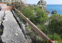 Amantea, ancora cadente il muro in località Coreca