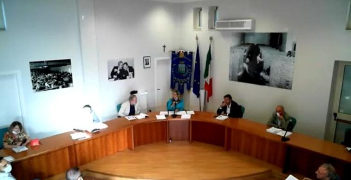 7404ef18-b216-460e-8ad0-6f246b8c335e