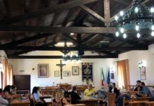 Paola, Movida senza regole, riunione in comune