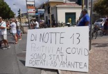 Amantea Protesta e blocca la SS18 “No al razzismo, vogliamo essere tutelati” -FOTO-