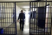 Colpisce il medico più volte. Ennesima aggressione in un carcere calabrese