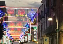 Fuscaldo, ecco le luminarie per la “Zona Selfie”