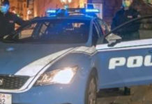 Rapina di smartphone ai danni di un minore: la Polizia denuncia due giovani