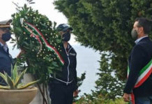 Acquappesa, dall’amministrazione una corona di fiori per commemorare i defunti