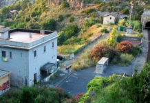 “RIATTIVARE LA STAZIONE FERROVIARIA DI SAN NICOLA ARCELLA NEL PERIODO ESTIVO”