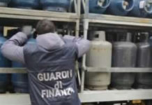 Cosenza, sequestrate oltre 7.000 kg di Gpl e 2.000 bombole