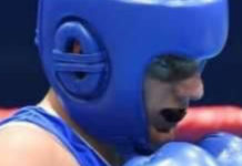 Vincenzo Lizzi sul ring per la finale dei campionati Italiani di Boxe di Avellino
