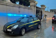 Tropea, orrori al cimitero. I registri delle sepolture distrutti da un incendio doloso