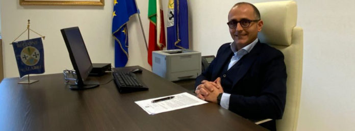 inCollage_20210324_175554137