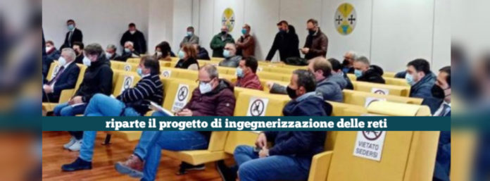 inCollage_20210413_225914116