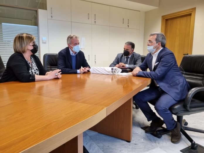 PHOTO-2021-05-05-15-14-45