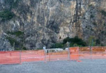 San Nicola Arcella, transennata la spiaggia nei pressi dello scarico del Depuratore