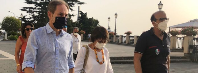 inCollage_20210801_220615116