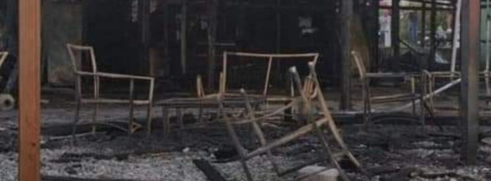 inCollage_20210806_100618980