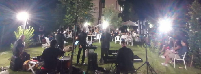 inCollage_20210828_112758990