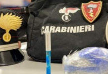 In auto con 150 grammi di coca purissima: arrestato pensionato di 66 anni