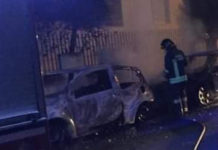 Auto in fiamme sul Tirreno Cosentino. Fuoco anche in area privata
