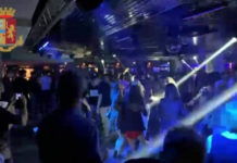 Controlli della Polizia di Stato ad una nota discoteca calabrese