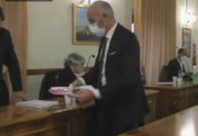 Paola. Progetto Democratico incalza il sindaco “Deve dimettersi”