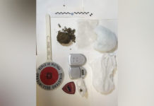 Colto in flagranza a spacciare in casa: arrestato dalle volanti