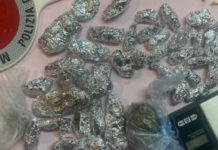 44 “Stecchette” di Marijuana confezionate nella stagnola. In manette un giovane