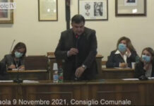 Paola. Il PD “Perrotta tiene la città sotto scacco. È senza maggioranza”