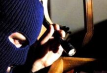 La Polizia esegue un’ordinanza di misura cautelare a carico di 3 soggetti per una serie di furti commessi