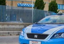 Cinquanta grammi Cocaina nel cruscotto dell’auto e banconote: Arrestato.